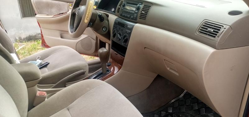 Toyota Corolla • 2006 • 99,890 km 4