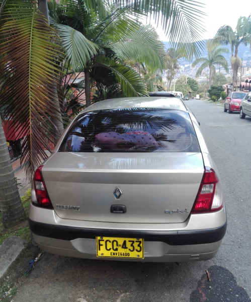 Renault Symbol • 2007 • 115,000 km 2