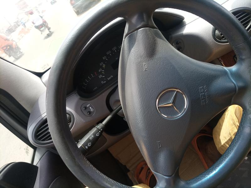 Mercedes-Benz A • 2003 • 215,000 km 1
