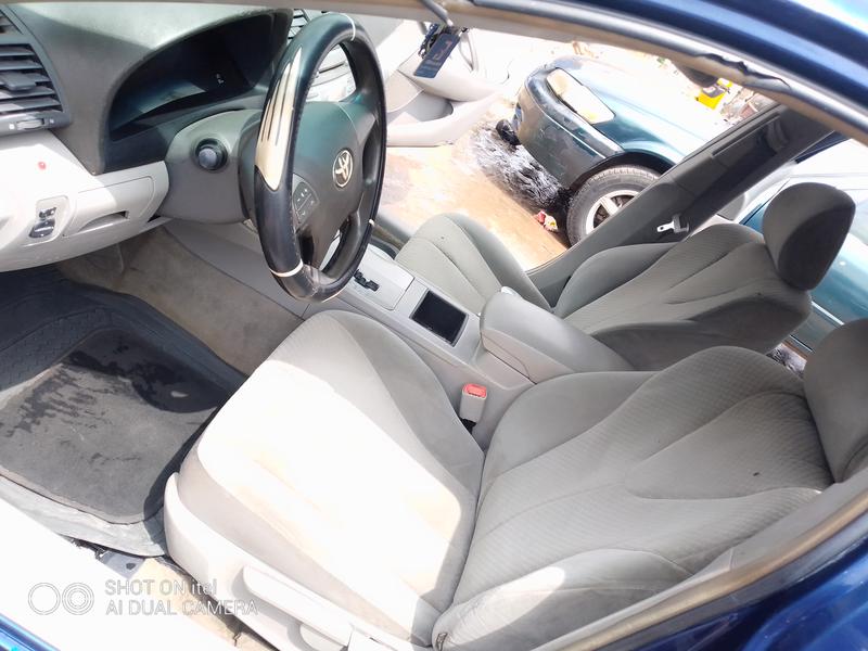 Toyota Camry • 2008 • 81,000 km 3