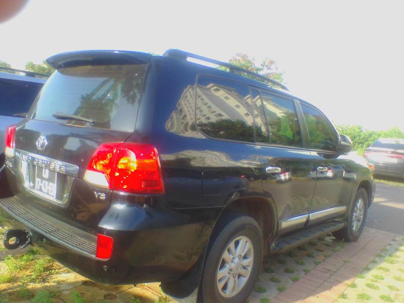 Toyota Land Cruiser • 2007 • 143,000 km 3