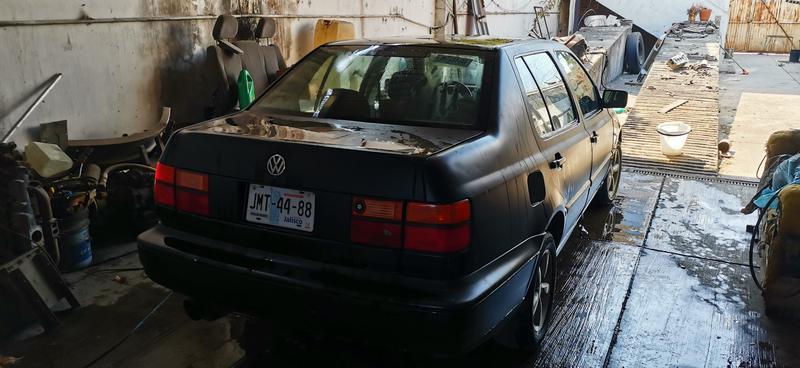 Volkswagen  • 1996 • 50,000 km 4