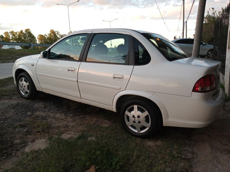 Chevrolet Classic • 2013 • 134,000 km 10