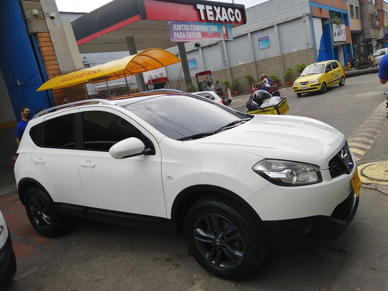 Nissan Qashqai • 2014 • 84,000 km 3