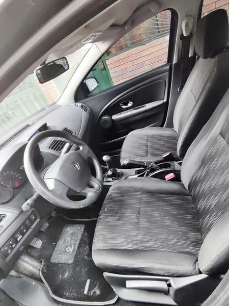 Renault Fluence • 2014 • 53,000 km 6