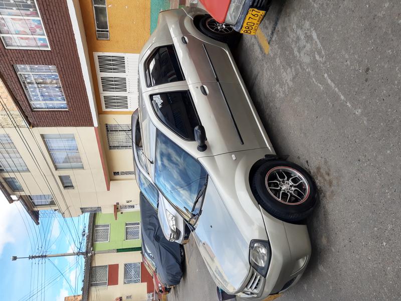 Renault 10 • 2010 • 149,000 km 8