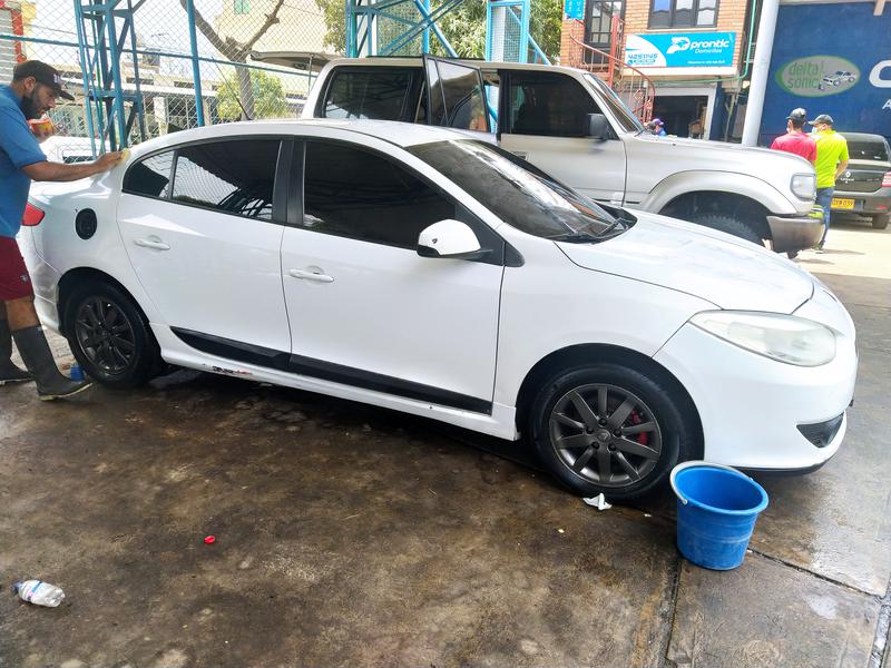 Renault 12 • 2012 • 122,000 km 7