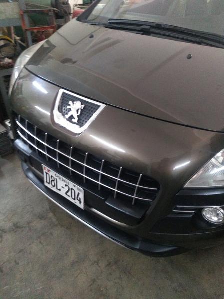 Peugeot 308 • 2013 • 120,000 km 3