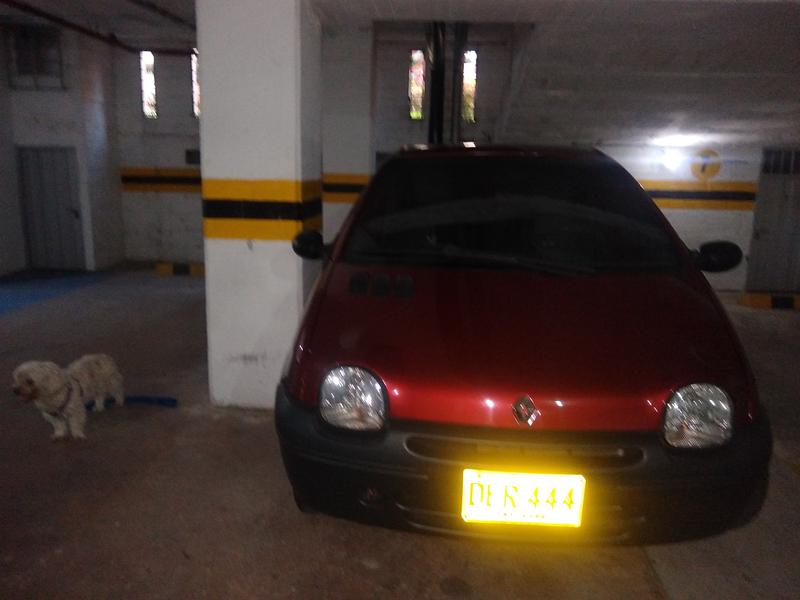 Renault Twingo • 2011 • 37,000 km 1