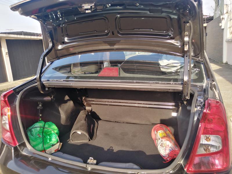 Renault Logan • 2012 • 130,400 km 11