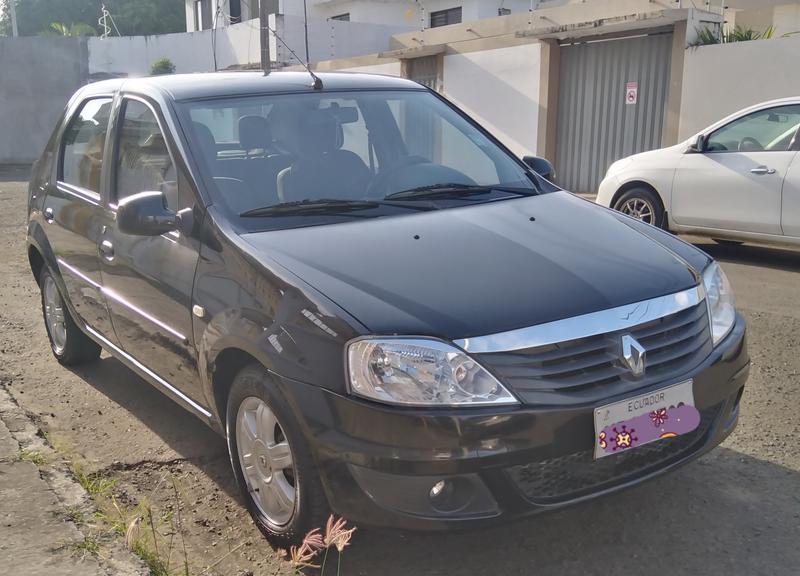 Renault Logan • 2012 • 130,400 km 5