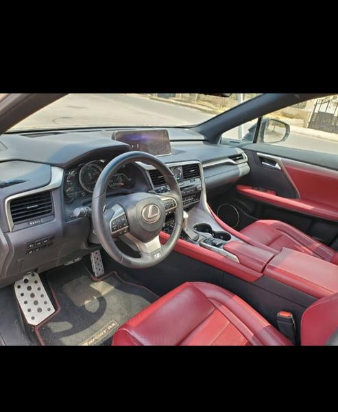 Lexus RX • 2019 • 50,000 km 3