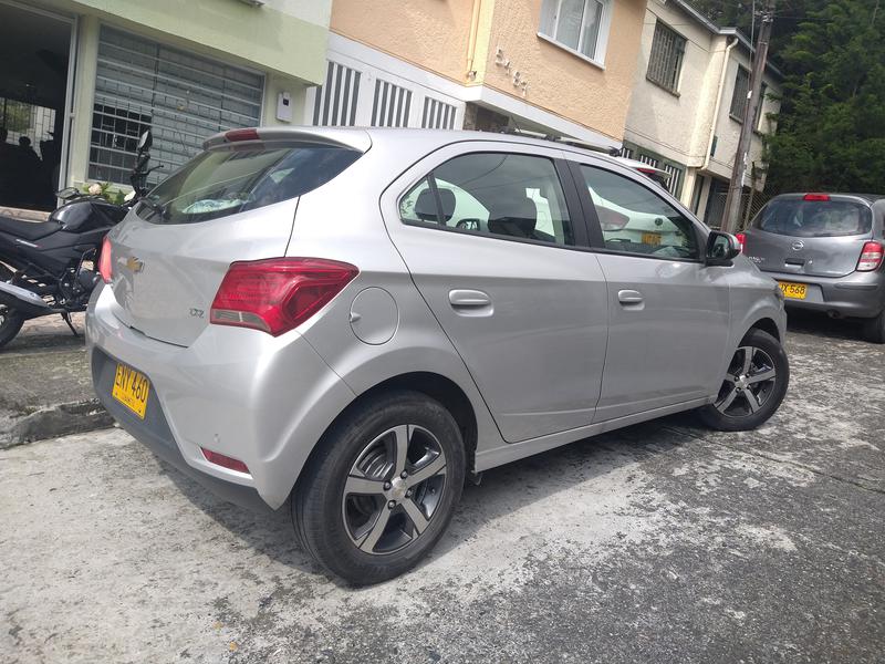 Chevrolet Onix • 2018 • 3,600,000 km 6