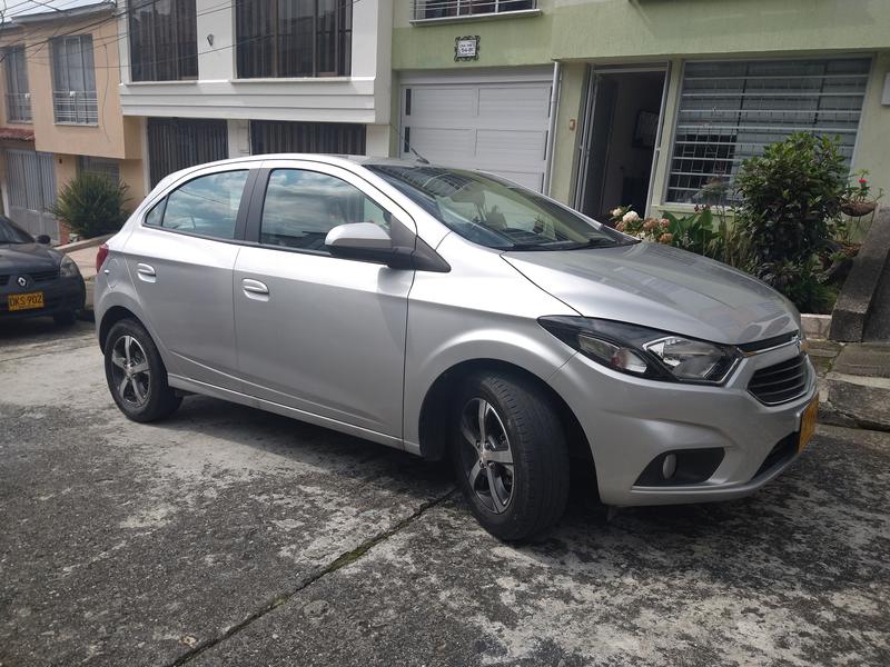 Chevrolet Onix • 2018 • 3,600,000 km 3