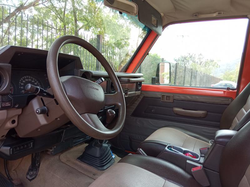 Toyota Land Cruiser • 1993 • 300 km 4