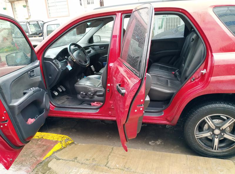 Kia Sportage • 2009 • 265,000 km 3