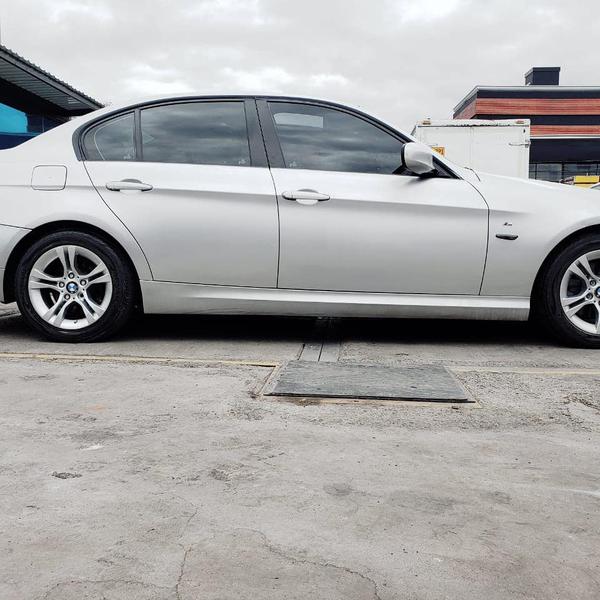BMW M3 • 2012 • 100,000 km 2