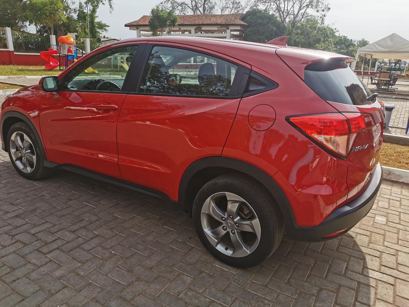 Honda HR-V • 2017 • 34,500 km 3