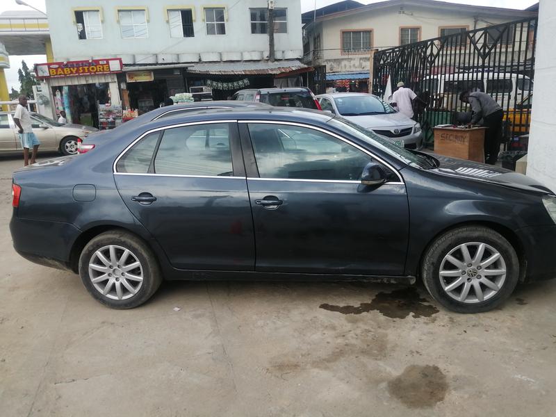 Volkswagen Jetta • 2007 • 10,500 km 1