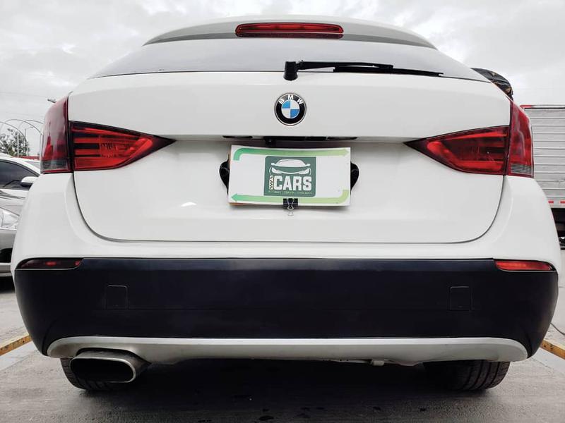 BMW X1 • 2011 • 136,000 km 9