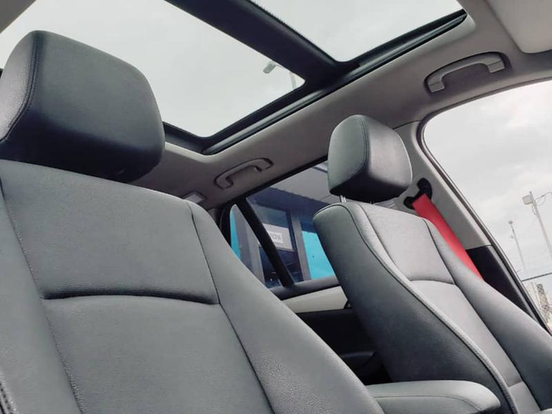 BMW X1 • 2011 • 136,000 km 10