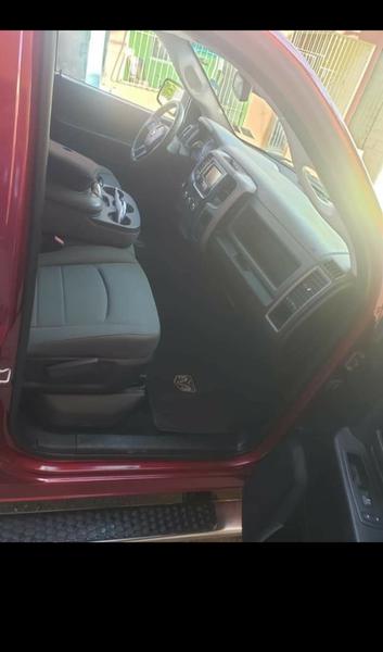 Dodge RAM • 2014 • 1 km 2