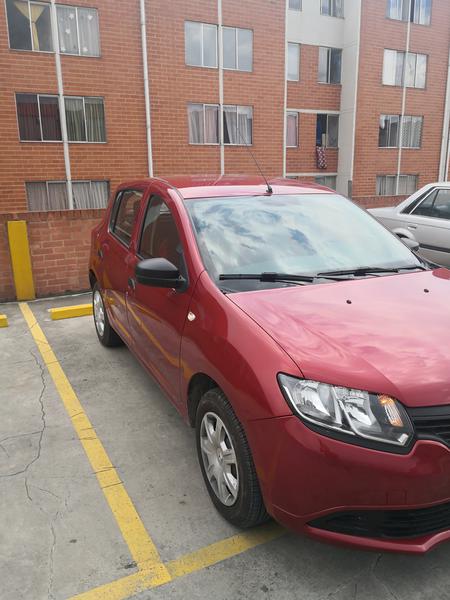 Renault Sandero • 2018 • 3,400 km 5