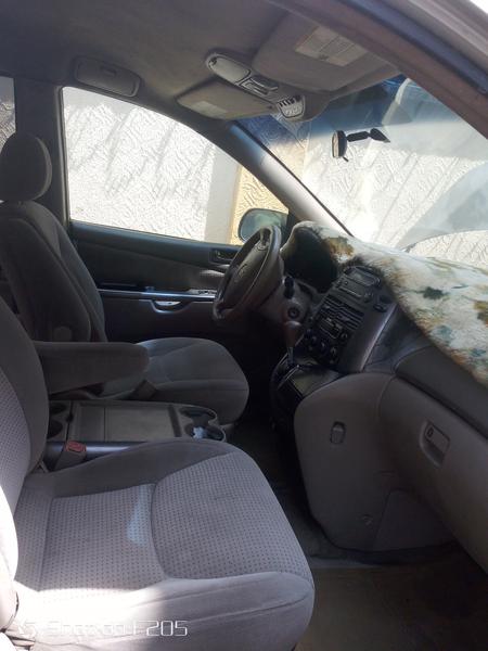 Toyota Sienna • 2006 • 178,797 km 3
