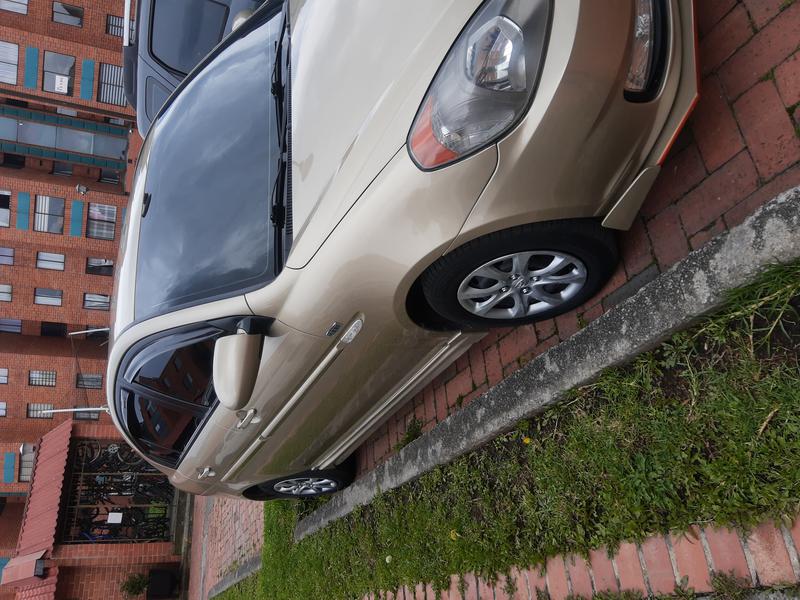 Hyundai Accent • 2009 • 133,000 km 8