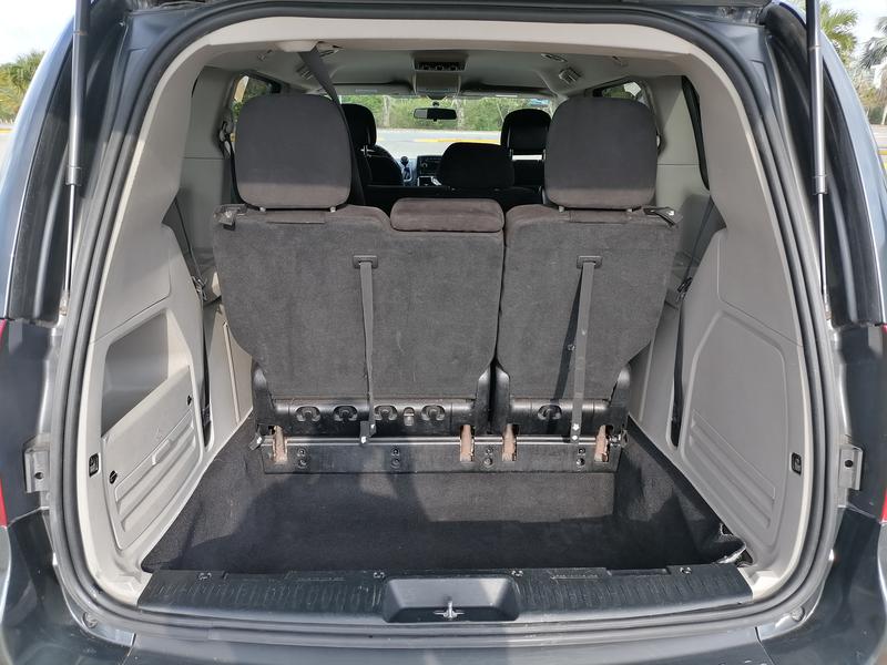 Chrysler  • 2012 • 115,400 km 5