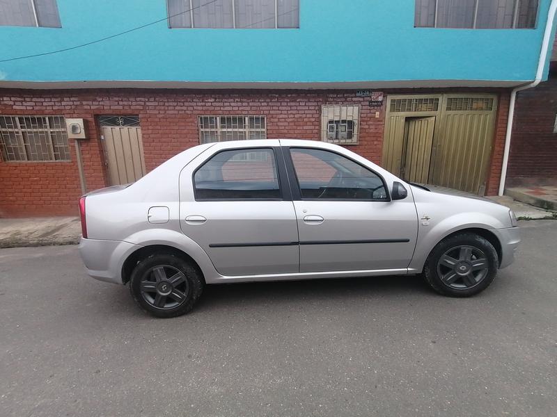 Renault Logan • 2016 • 64,000 km 3