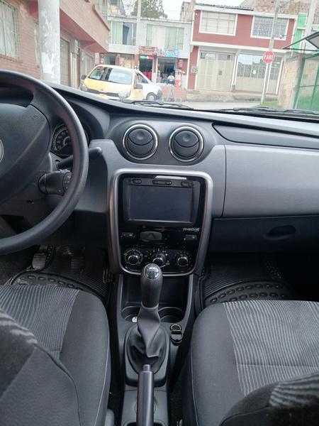 Renault Logan • 2016 • 64,000 km 4