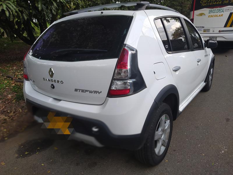 Renault Stepway • 2013 • 148,500 km 15