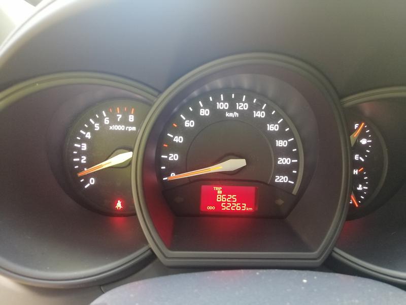 Kia Rio sedan • 2017 • 52,263 km 10