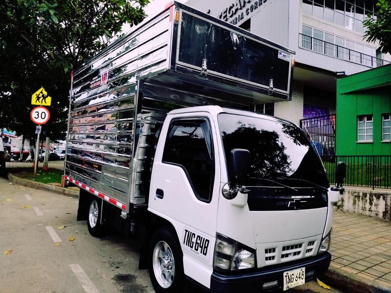 Chevrolet 3100 • 2009 • 200,000 km 4