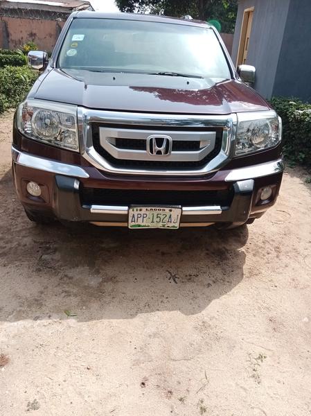 Honda Pilot • 2010 • 130,000 km 3