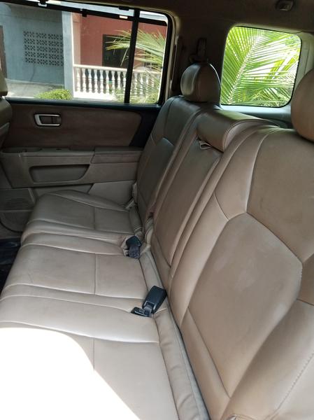 Honda Pilot • 2010 • 130,000 km 2