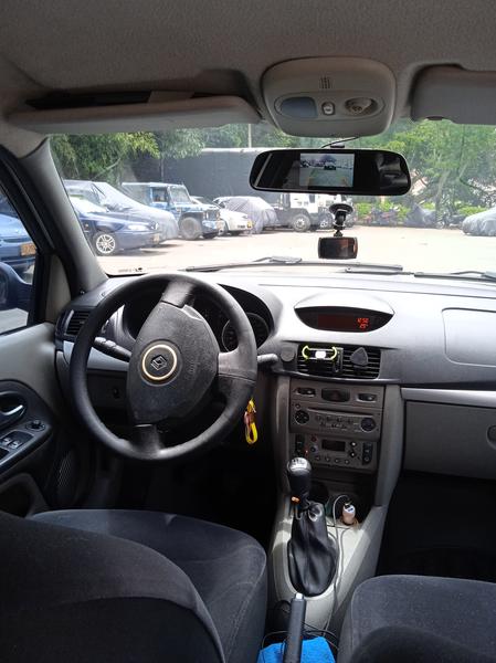 Renault Symbol • 2010 • 9,920 km 5