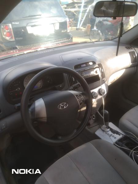 Hyundai Elantra • 2008 • 17,235 km 4