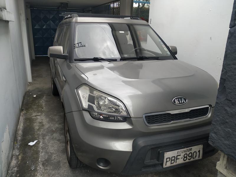 Kia Soul • 2010 • 230,000 km 3