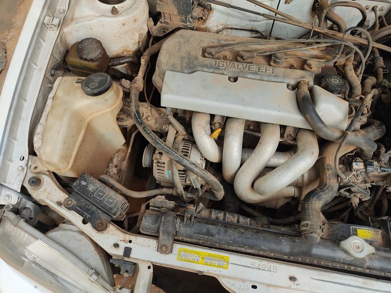 Toyota Corolla • 1999 • 236,438 km 7