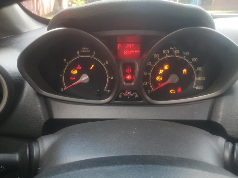 Ford Fiesta • 2012 • 106,000 km 11