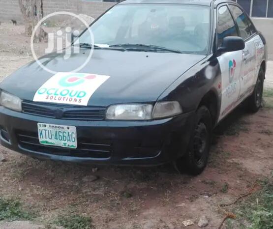 Mitsubishi Lancer • 2000 • 1,245,783 km 4