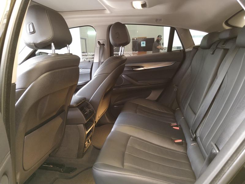 BMW X6 • 2018 • 43,500 km 2