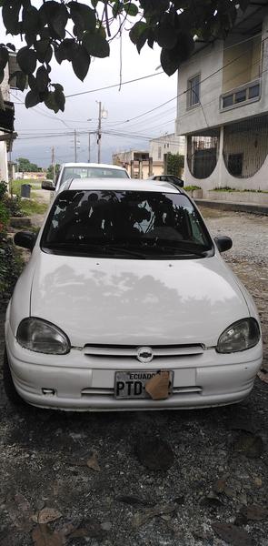 Chevrolet Corsa • 1998 • 19,000 km 2