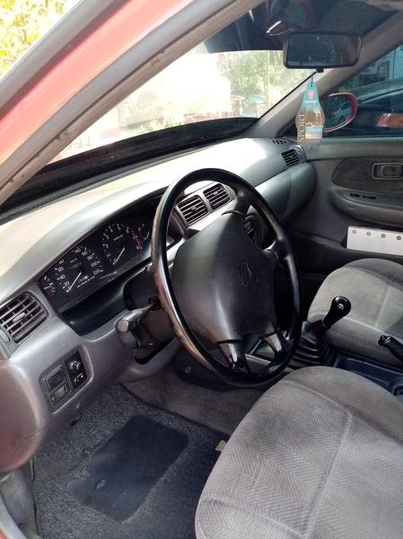 Nissan Sentra • 1999 • 270 km 1