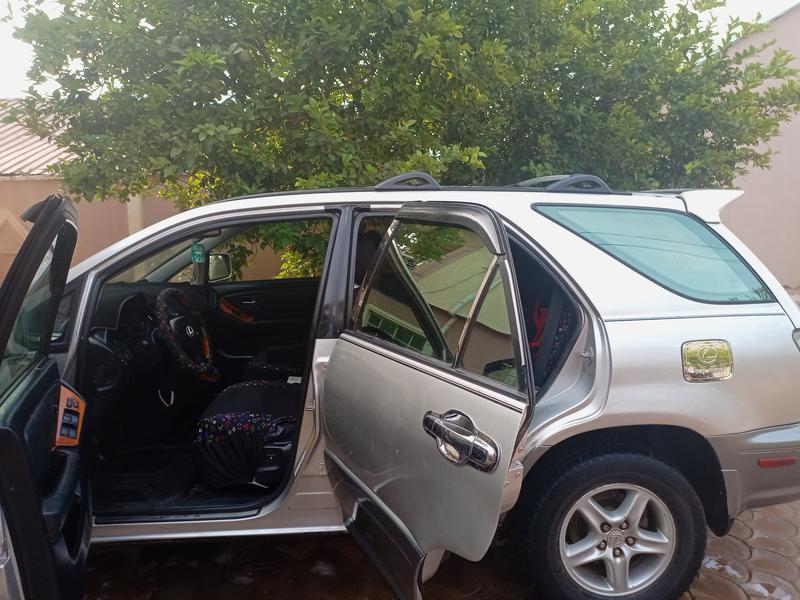 Lexus RX 300 • 2002 • 5,850 km 6