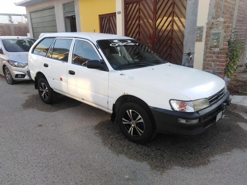 Toyota Corolla • 1995 • 485,674 km 2