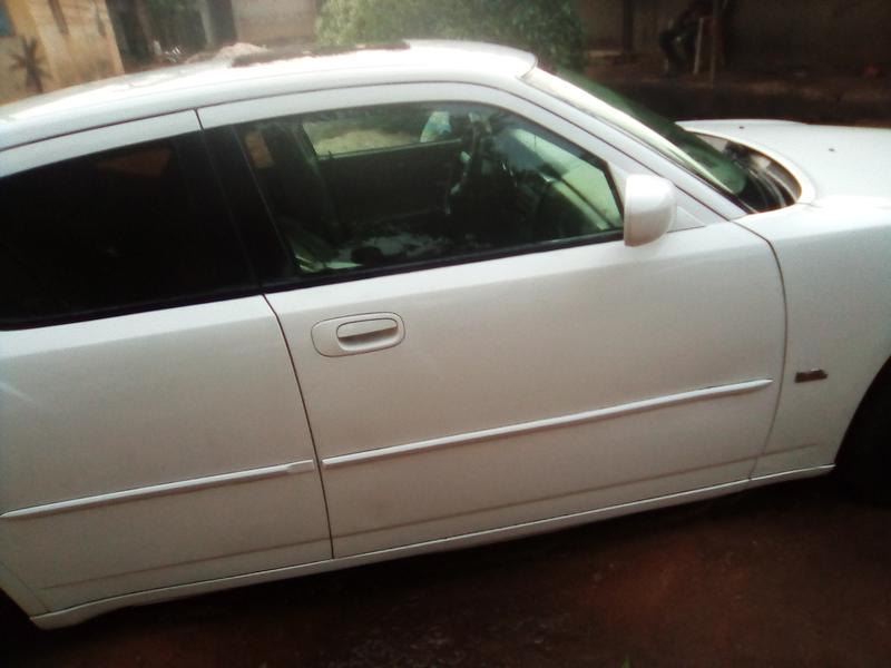 Dodge  • 2006 • 20,000 km 3