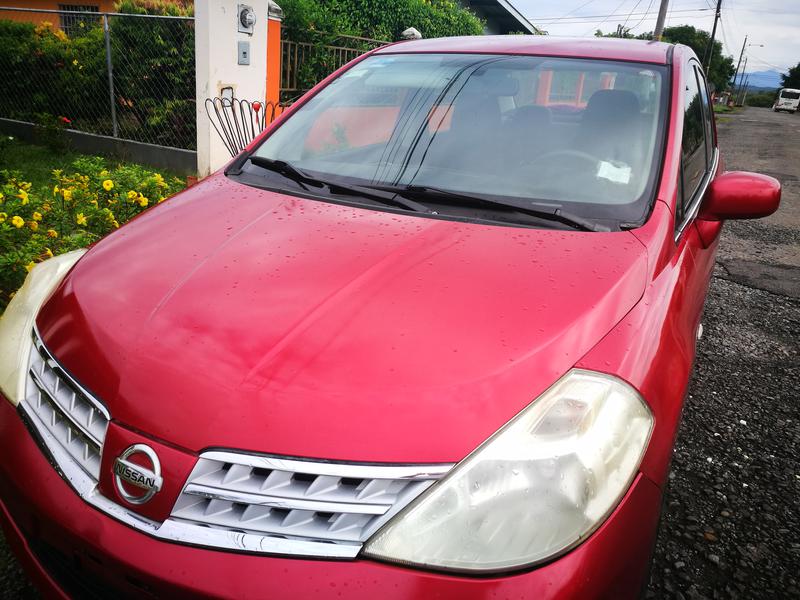 Nissan Tiida • 2009 • 116,000 km 1